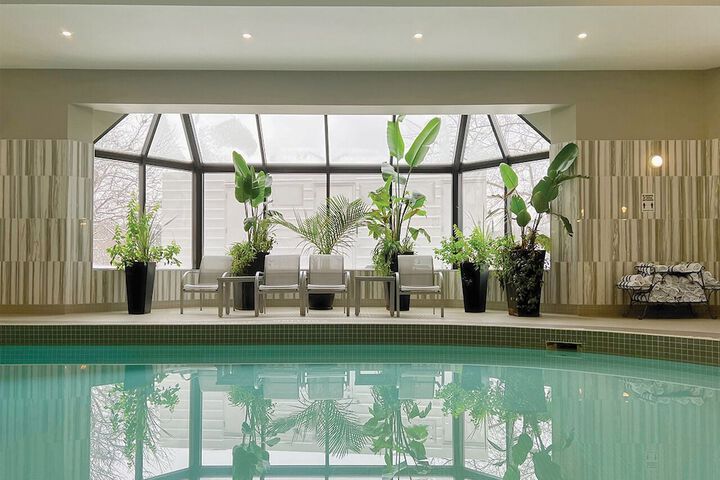 Pool 21 of 70