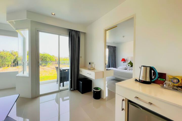 Room 14 of 78