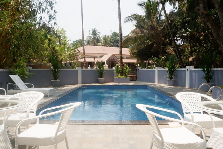 Pool 62 of 84