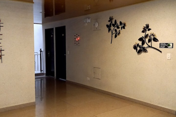 Room 23 of 40