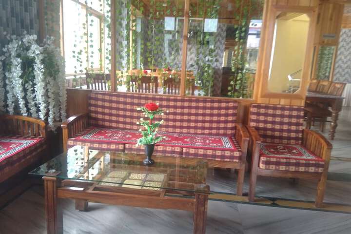 Room 42 of 47