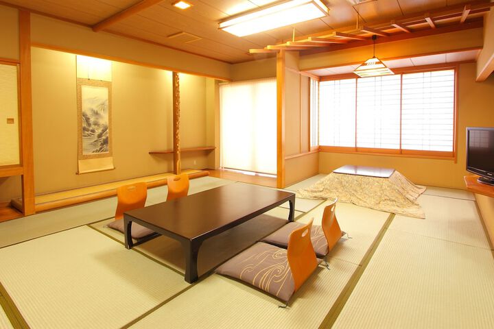 Room 9 of 61