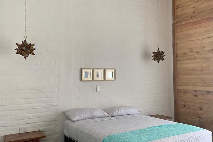 Room 12 of 39