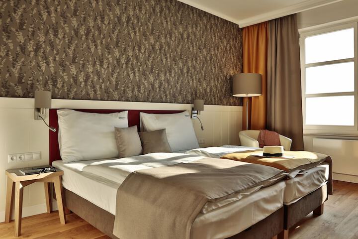 Room 4 of 54