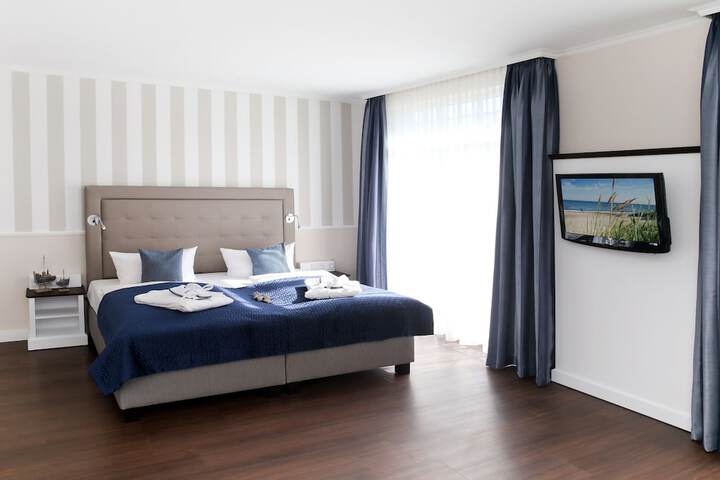 Room 14 of 77