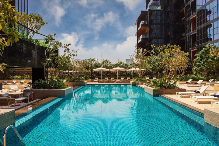 Pool 68 of 103