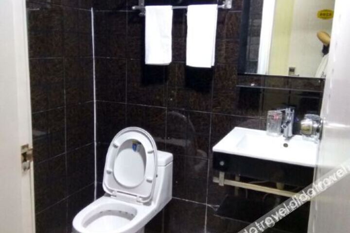 QianYa Hotel