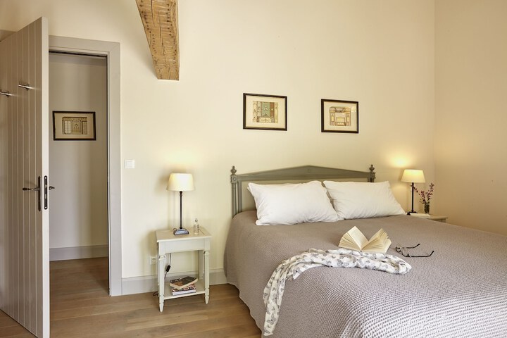Room 15 of 151