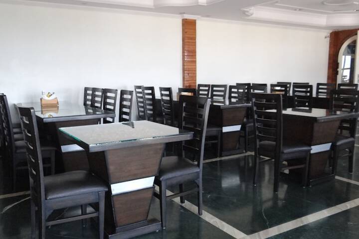 Dining 67 of 113