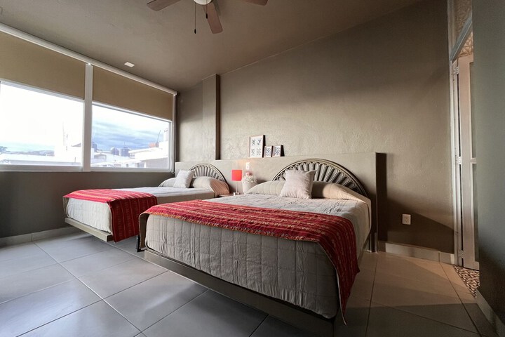 Room 10 of 23