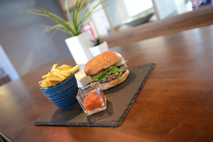 Dining 48 of 70