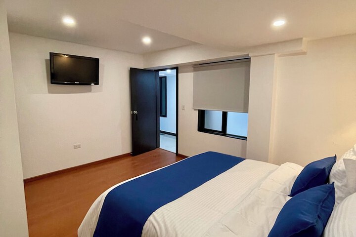 Room 16 of 56