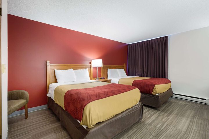 Room 10 of 38