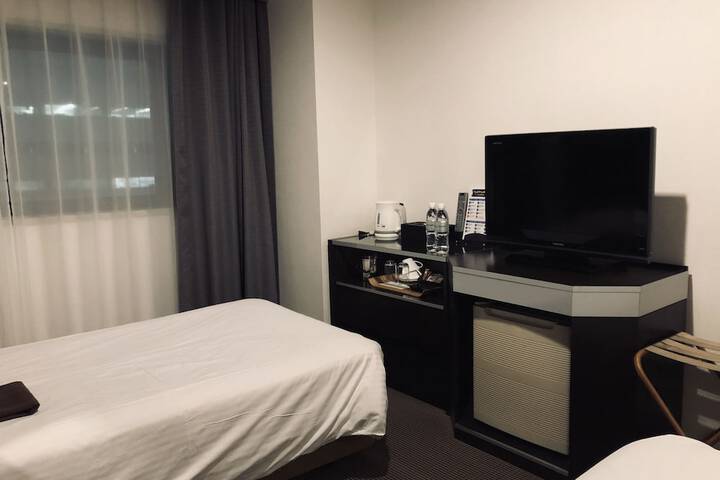 Room 16 of 53
