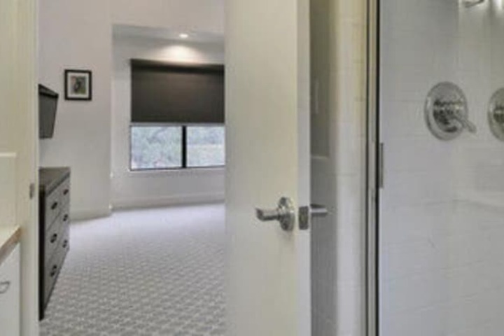 Room 183 of 278