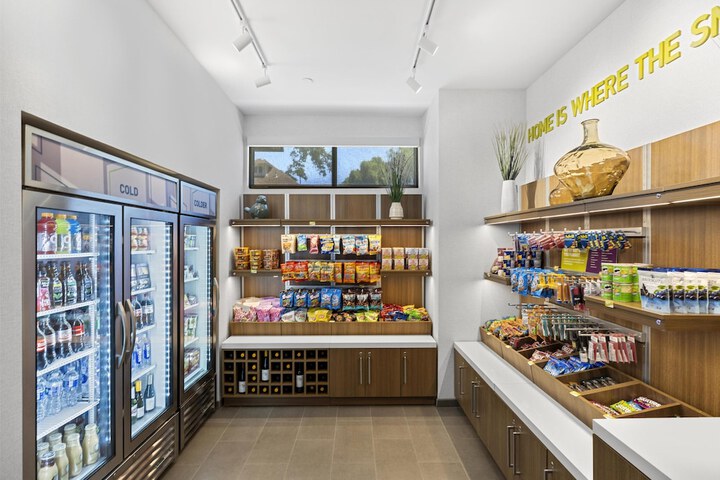 Snack bar