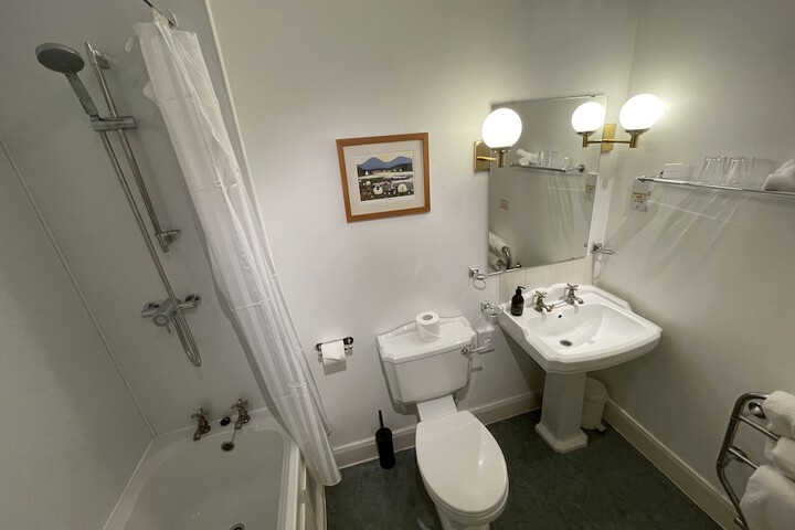 Room 47 of 97