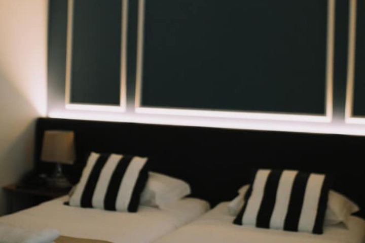 Room 14 of 43