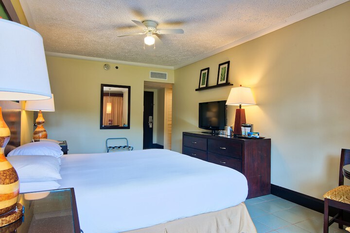 Room 18 of 67