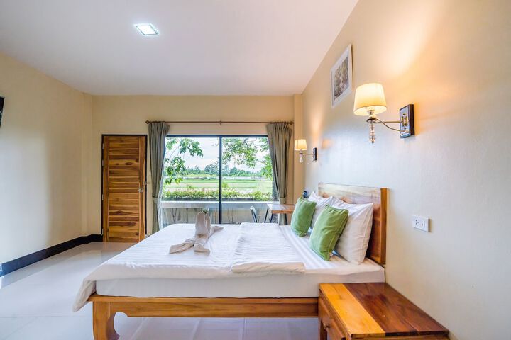 Room 10 of 60
