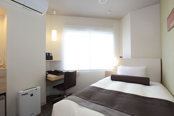 Room 13 of 62