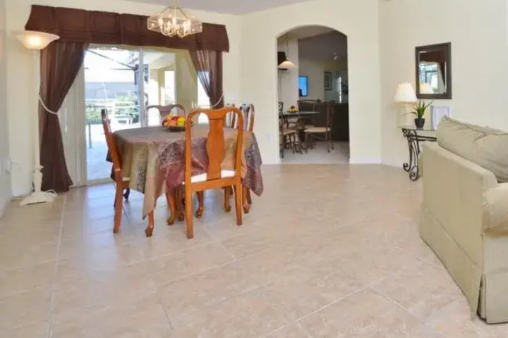 4BR Villa - 766DDR
