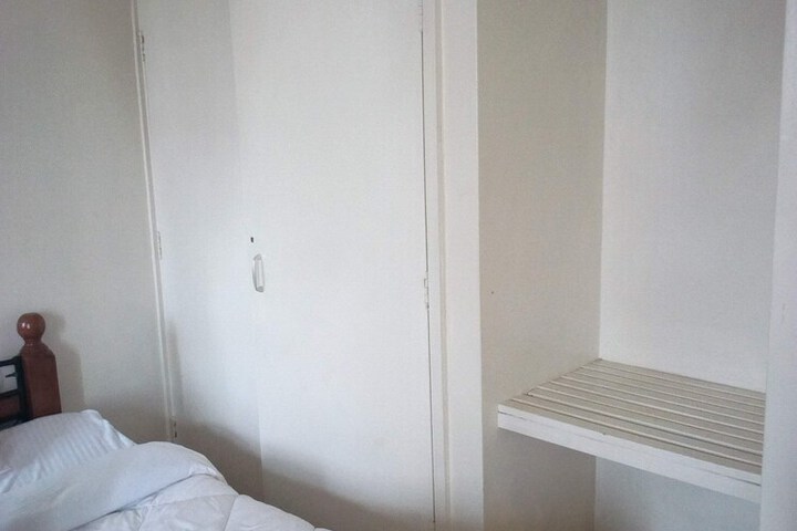 Room 15 of 29