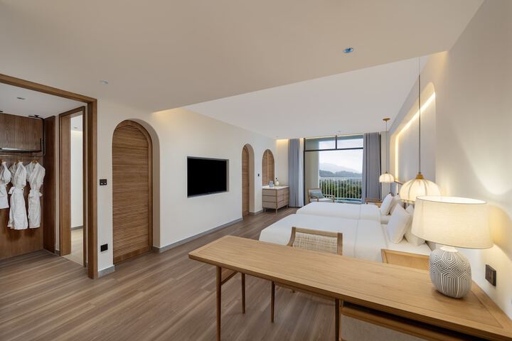 Room 15 of 85
