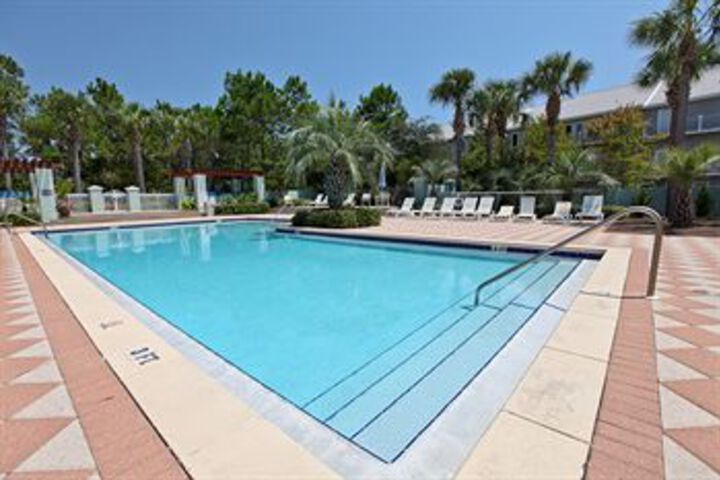 Pool 87 of 102