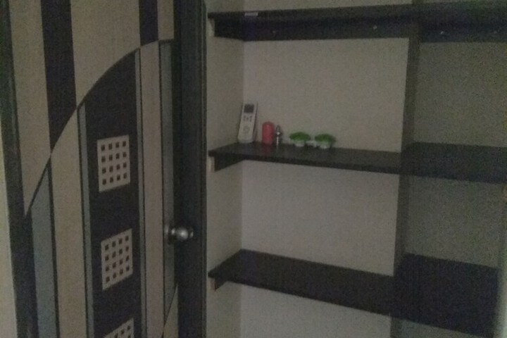Room 11 of 18