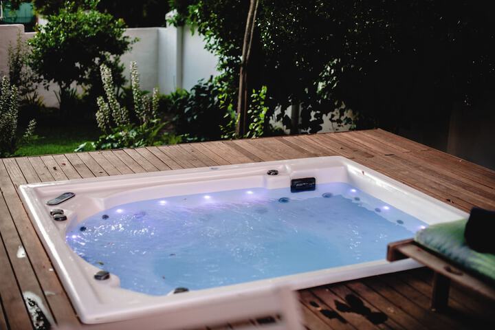 Pool 47 of 57