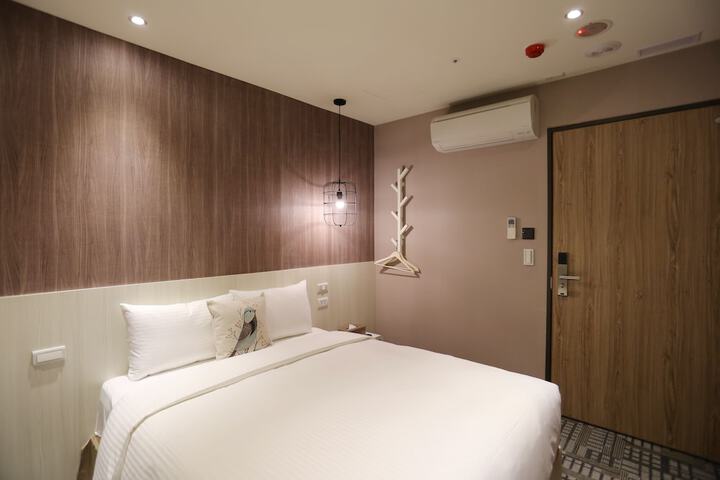 Room 20 of 57