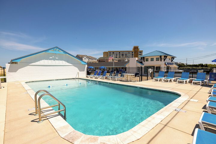 Pool 37 of 66