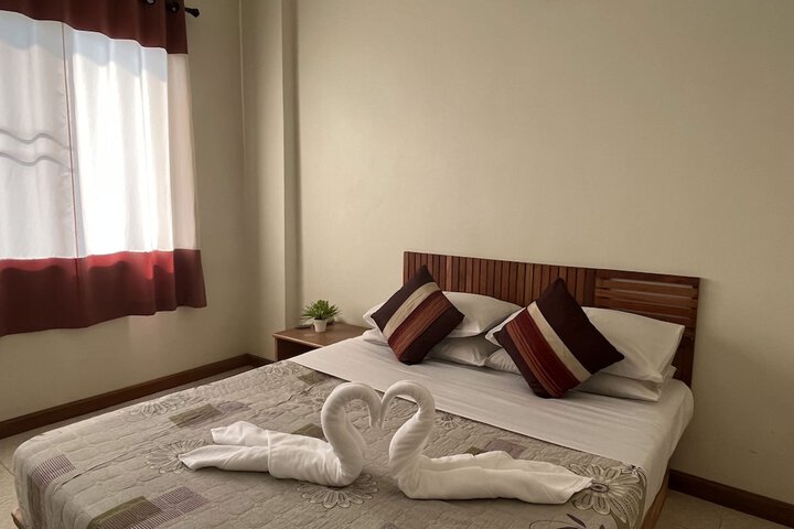 Room 8 of 15