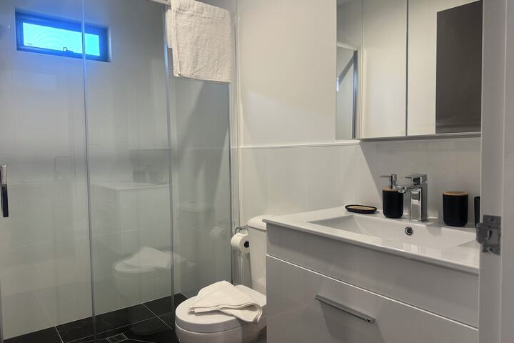 Room 13 of 20