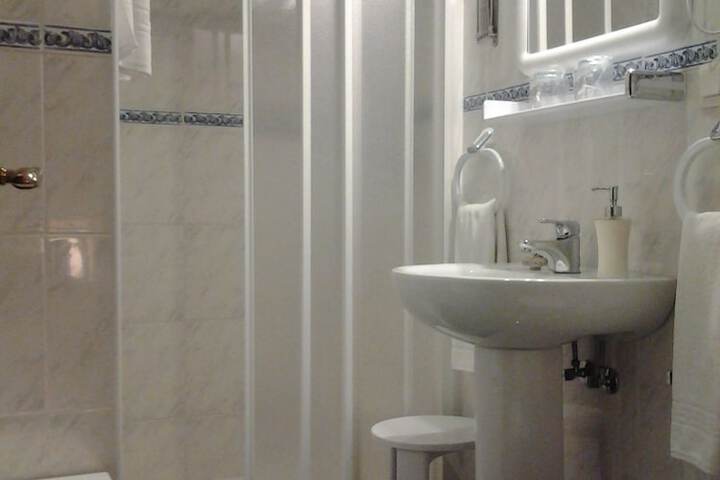 Room 20 of 50