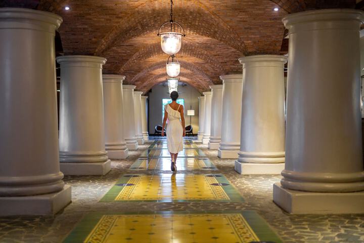 Hotel Interior 4 of 131