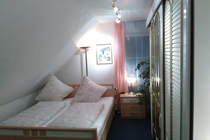 Room 6 of 57