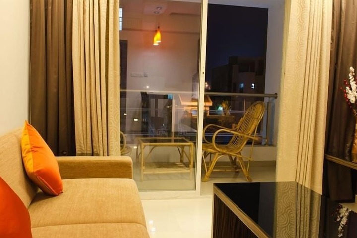 Room 11 of 25