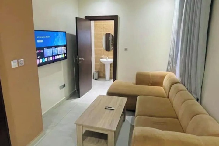 Room 5 of 27