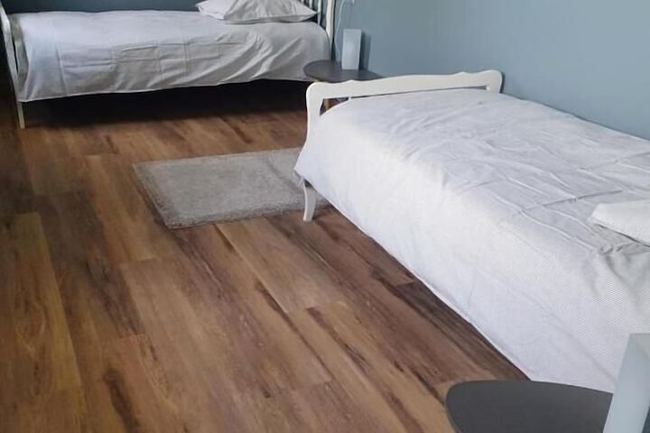 Room 3 of 48