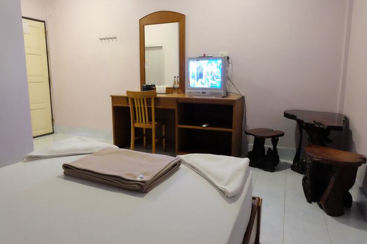 Room 7 of 55
