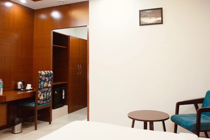 Room 15 of 64