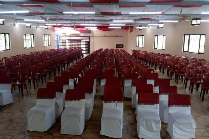 Ballroom/Hall 41 of 77
