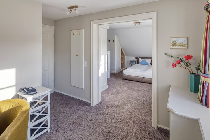 Room 27 of 58