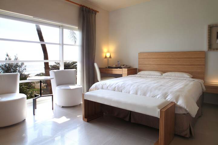 Room 17 of 126