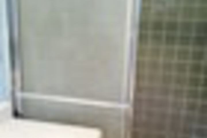 Room 188 of 246