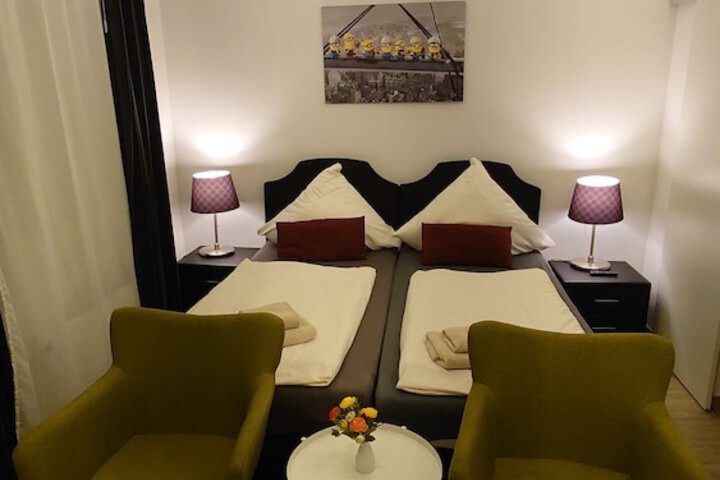 Room 48 of 149