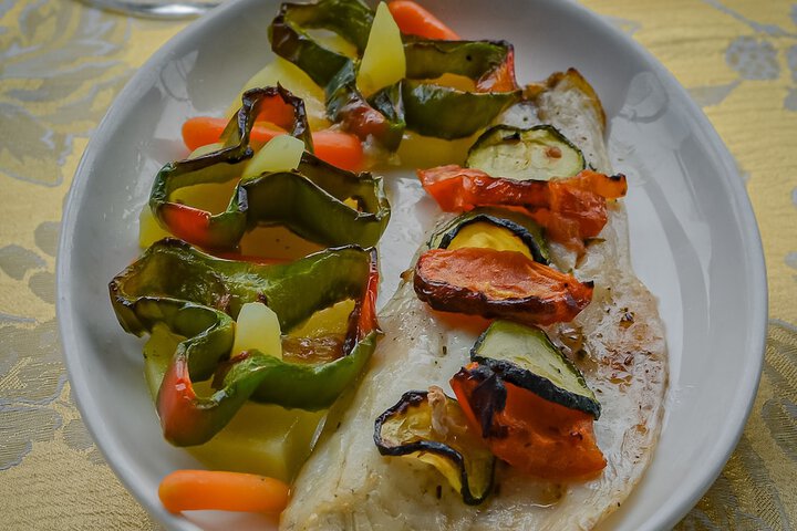 Dining 54 of 76