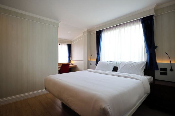 Room 56 of 86